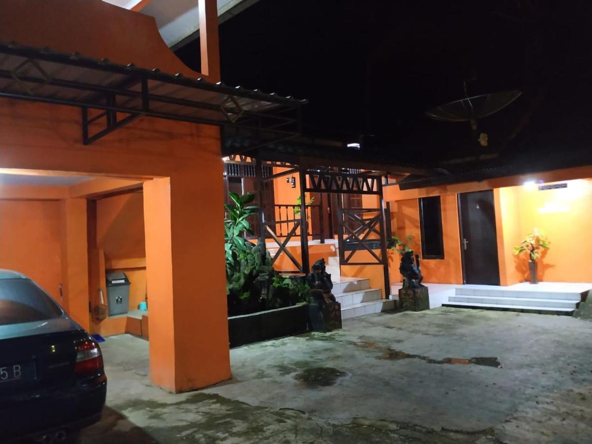 Hotel Wilis Baru Ngebel Exterior photo